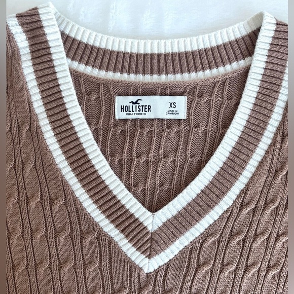 Hollister knitted V-Neck Sweater Womens XS tan and white Pullover Long size XS - Picture 3 of 13